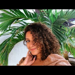 Meet your Posher, Melanie